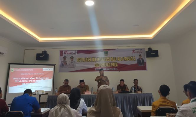 
					Kesbangpol Sijunjung Gelar Seminar Bertajuk “Revitalisasi dan Aktualisasi Nilai-Nilai Pancasila Bagi Generasi Muda”