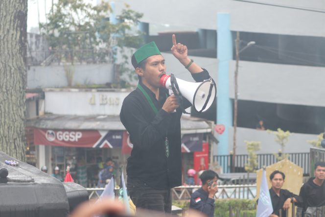 
					HMI Cabang Bukittinggi Desak Polresta Usut Tuntas Kebakaran Gudang Penimbunan BBM Ilegal