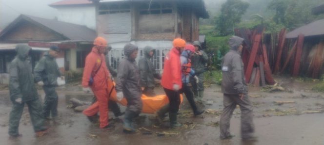 
					Malalak Timur Diterjang Galodo, 7 Orang Masih Dalam Pencarian