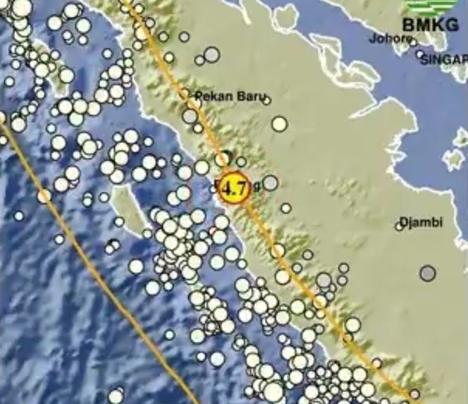 
					Gempa Bumi Mag 4,7 SR Guncang Solok: Aktivitas Sesar Sumani