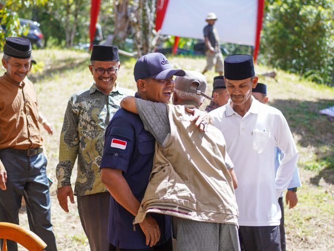 
					Panen Raya Cengkeh di Nagari Paninggahan, Gubernur Sumbar dan Bupati Solok Dorong Penguatan Infrastruktur serta Pemulihan Ekonomi Pascabencana